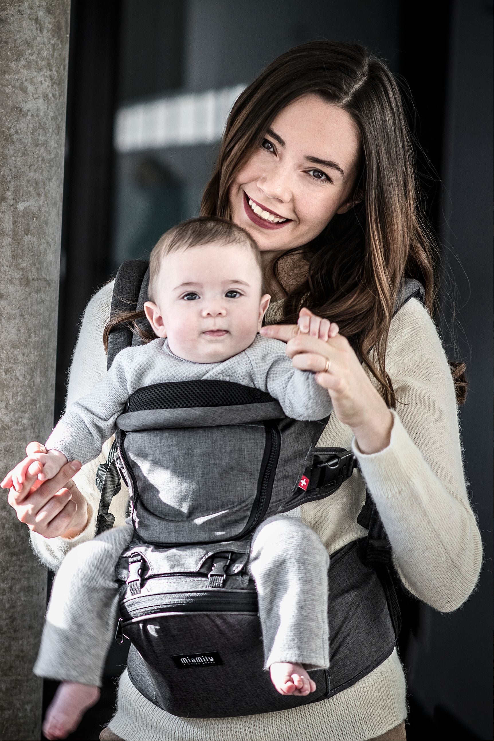 HIPSTER PLUS MiaMily 3D Baby Carrier for Healthy Baby Mom Dad MiaMily International