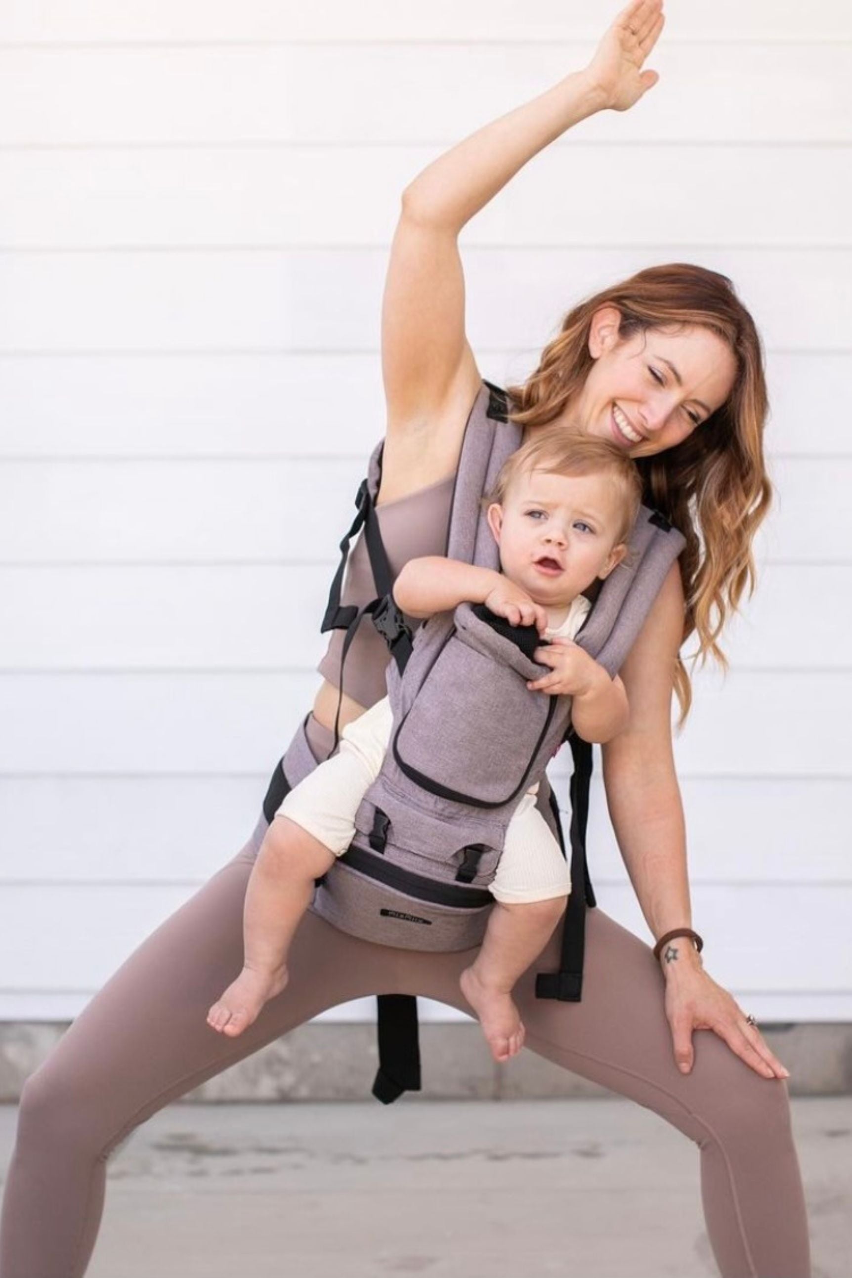 HIPSTER PLUS MiaMily 3D Baby Carrier for Healthy Baby Mom Dad MiaMily International